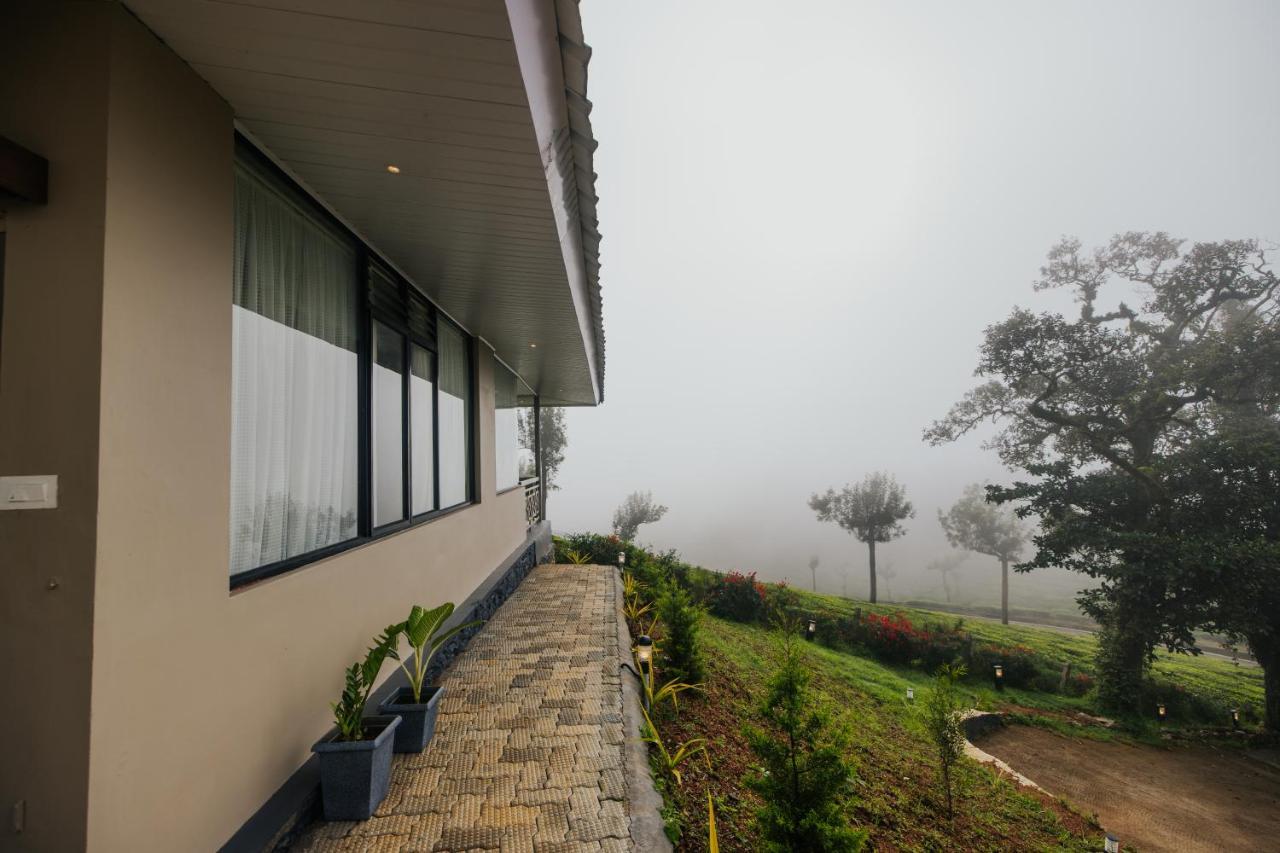 Misty Courtyard Resort Chinnakanal エクステリア 写真