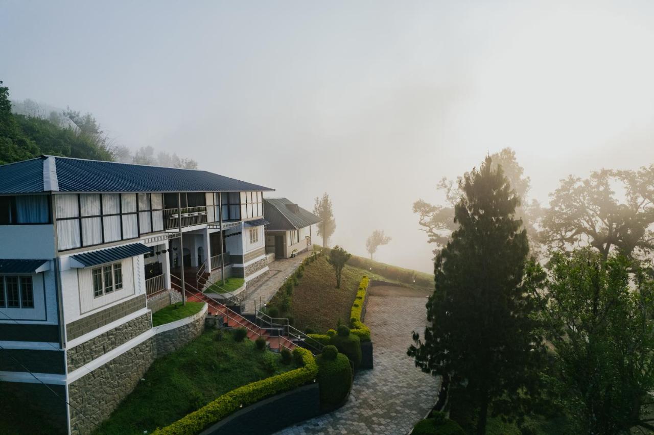 Misty Courtyard Resort Chinnakanal エクステリア 写真